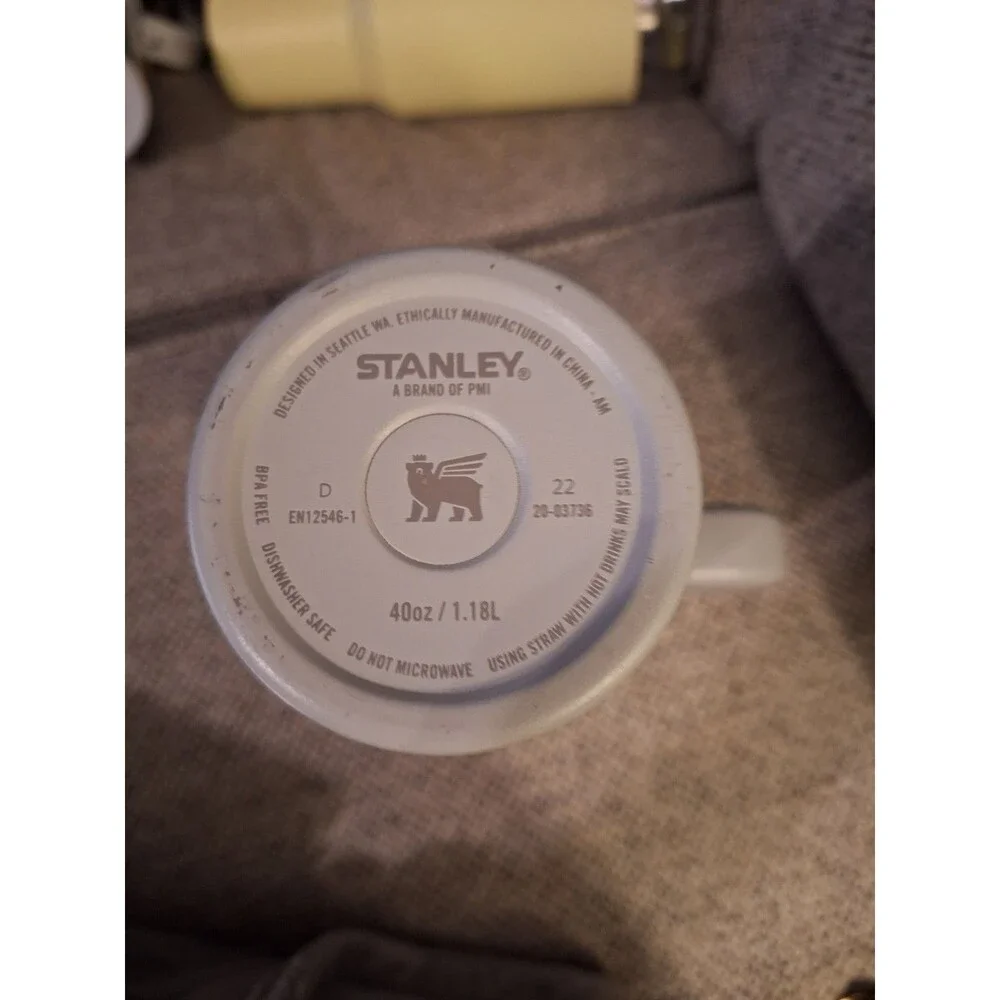 Stanley 40 oz‎ Quencher H2O Insulated Tumbler Flowstate Three Position Lid Frost - Picture 4 of 8